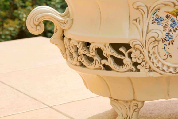 Итальянская огромная супница - конфетница