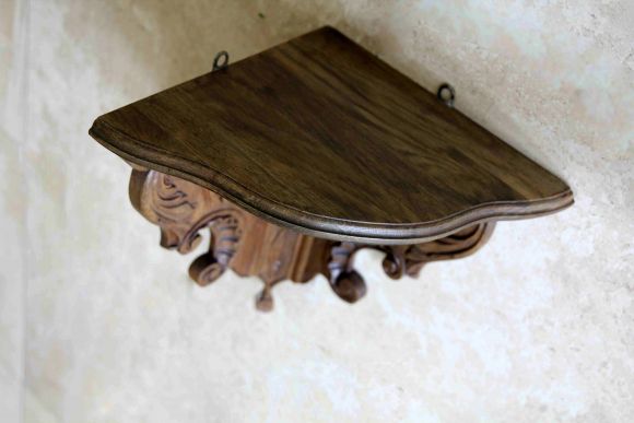  Дубовая резная полка из массива дерева