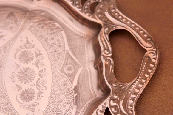 Необыкновенно красивый поднос из меди. Европа. Начало 20 века