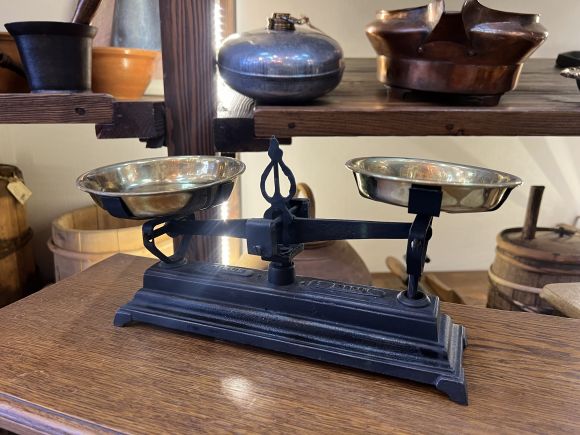 Старинные весы FORCE 1 кг