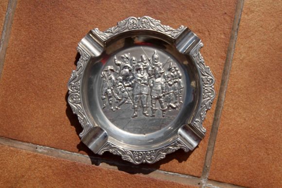 Круглая пепельница с голландским сюжетом. 20 вв