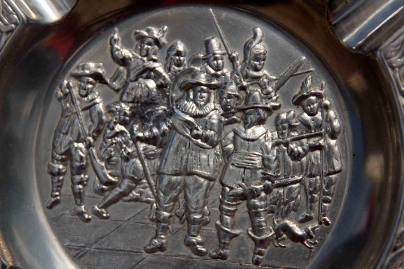 Круглая пепельница с голландским сюжетом. 20 вв