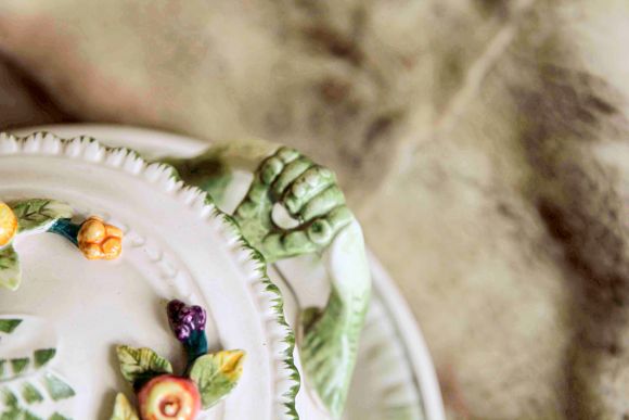 Фарфоровая супница "фруктовый сад"