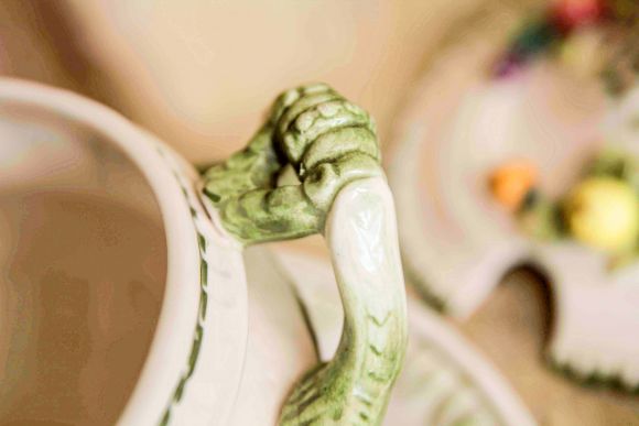 Фарфоровая супница "фруктовый сад"