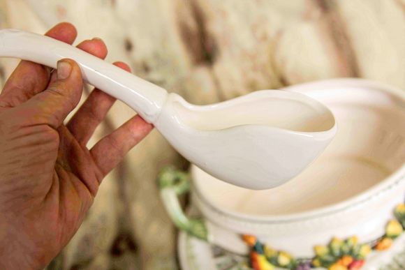 Фарфоровая супница "фруктовый сад"