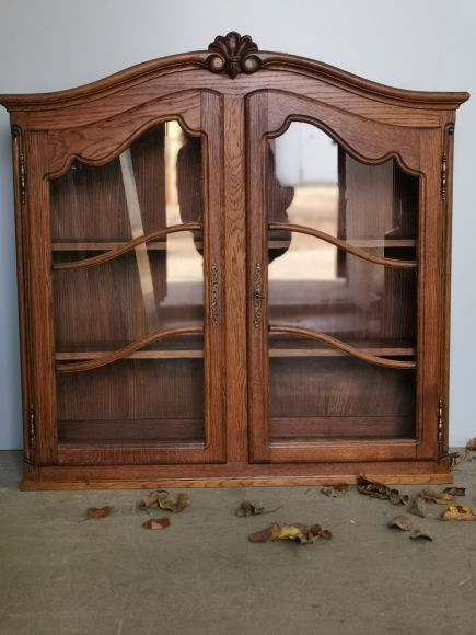 Большая витрина из дуба - аптекарский навесной шкафчик - винтажная аптечка