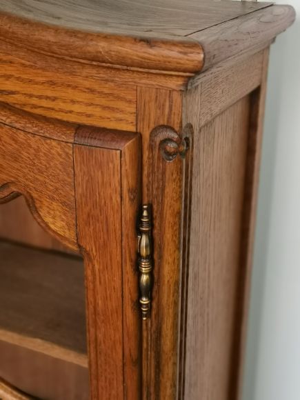 Большая витрина из дуба - аптекарский навесной шкафчик - винтажная аптечка