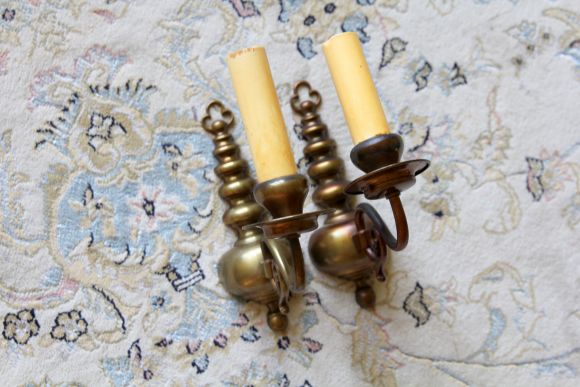 Пара замечательных винтажных бра на одну свечу