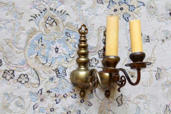 Пара замечательных винтажных бра на одну свечу