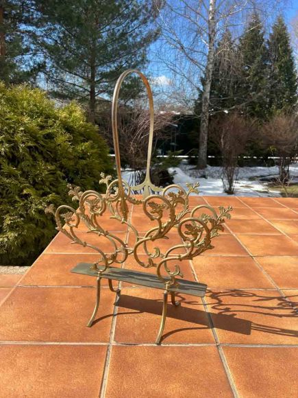 Антикварные латунная газетница