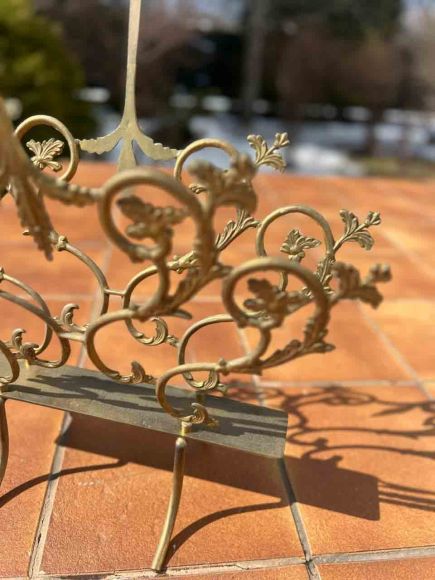 Антикварные латунная газетница