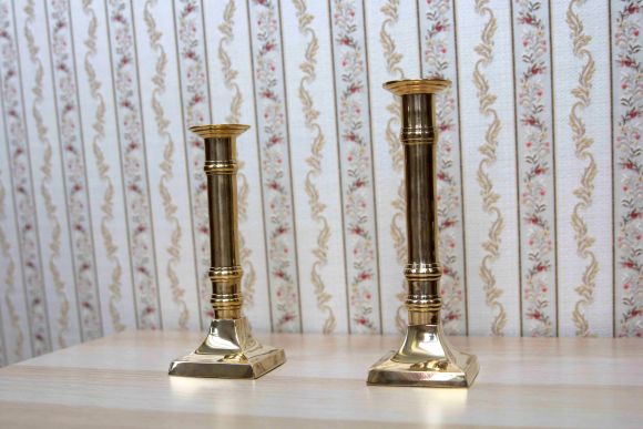 Пара тяжелых латунных подсвечников