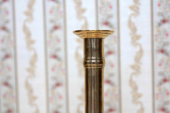 Пара тяжелых латунных подсвечников