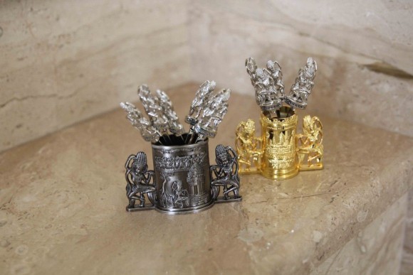 Антикварные миниатюрные  наборчики шпажек .Европа.Середина 20 века