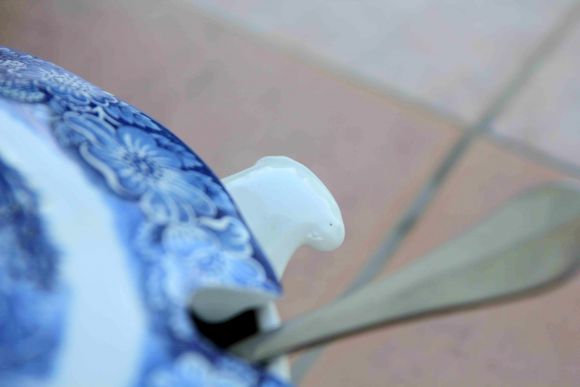 Английская винтажная супница в голубых тонах