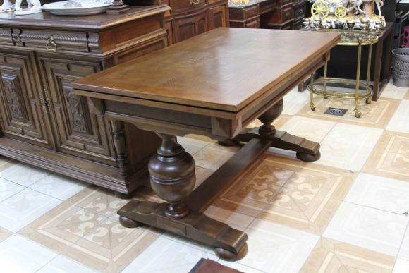 Антикварный массивный дубовый стол