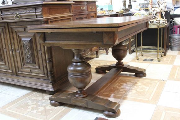 Антикварный массивный дубовый стол