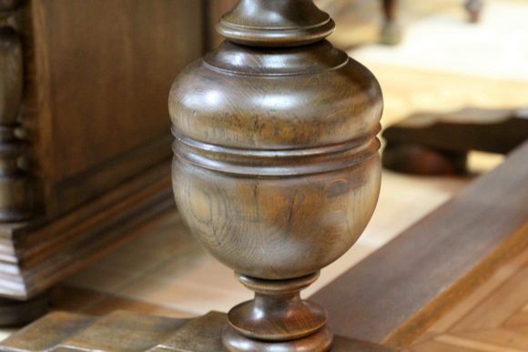 Антикварный массивный дубовый стол