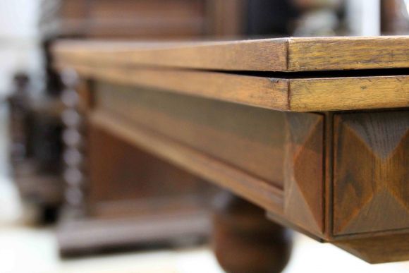 Антикварный массивный дубовый стол