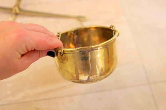 Старинные чашечные подвесные весы