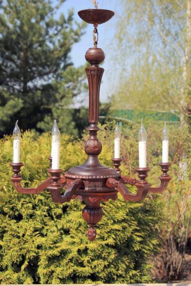 Потрясающая антикварная резная люстра из дуба