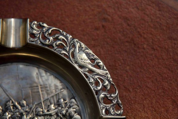 Сигарная пепельница "Армия его величества". Европа