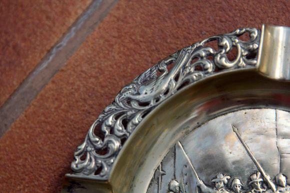 Сигарная пепельница "Армия его величества". Европа