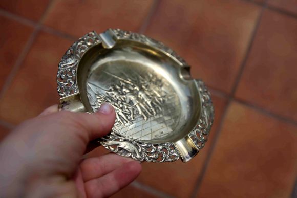 Сигарная пепельница "Армия его величества". Европа