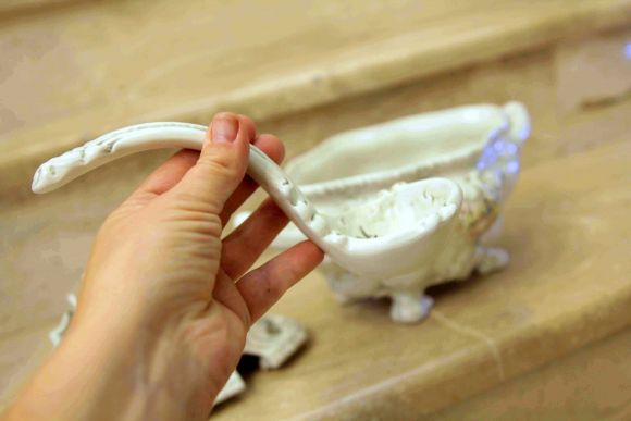 Супница Bassano среднего размера с половником 