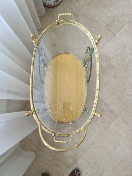 Очень красивый сервировочный столик. Европа. Середина 20века.