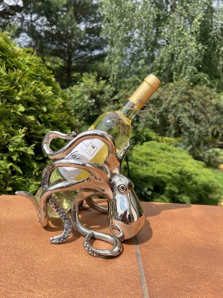 Винтажный осьминог – подставка для бутылки