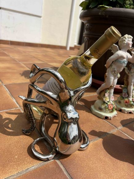 Винтажный осьминог – подставка для бутылки