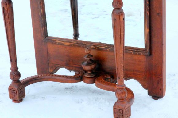 Великолепное, старинное напольное зеркало