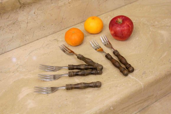 Винтажные вилки с деревянной ручкой