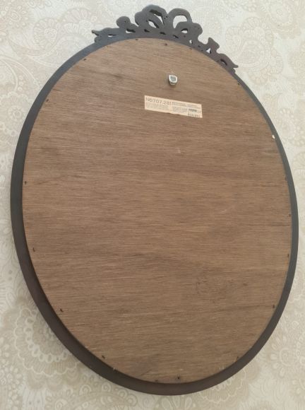 Винтажное овальное зеркало в деревянной оправе. Бельгия.