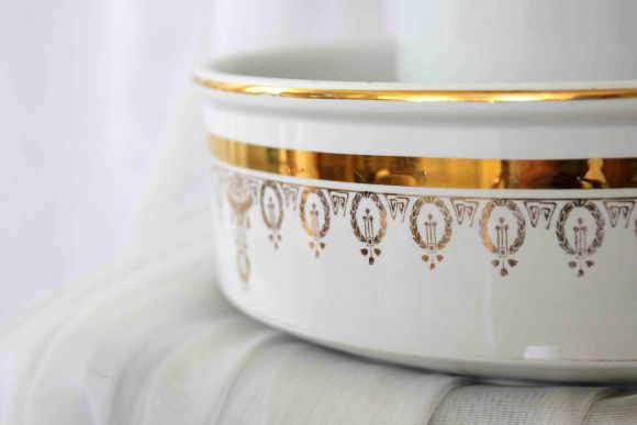 Шикарный фарфоровый набор из 4 предметов