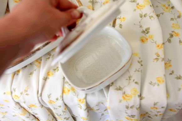 Шикарный фарфоровый набор из 4 предметов