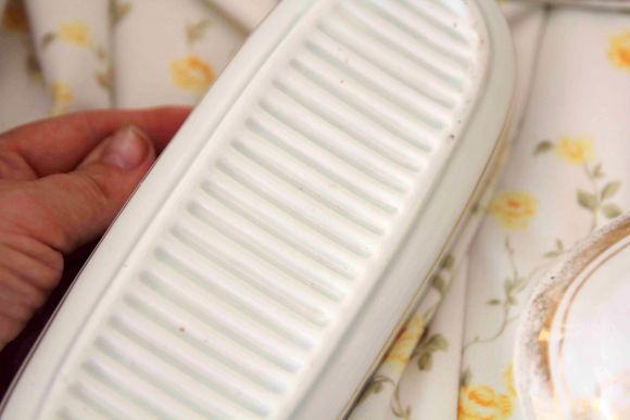 Шикарный фарфоровый набор из 4 предметов