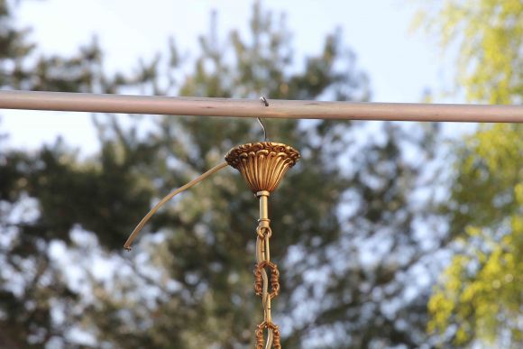 Роскошная антикварная люстра из латуни с патиной. Европа. 