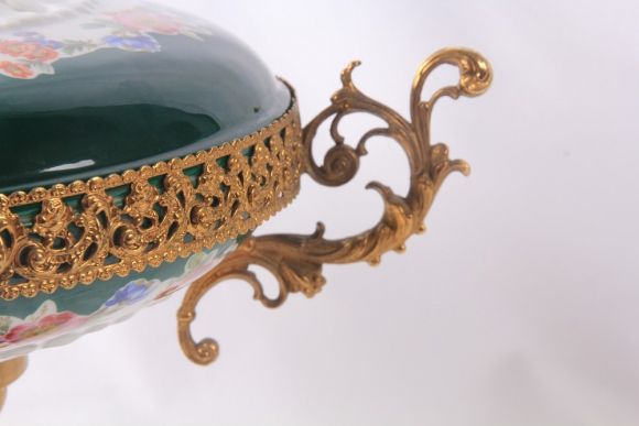 Невероятная Ваза глубокого зеленого цвета. Европа.Начало 20 века