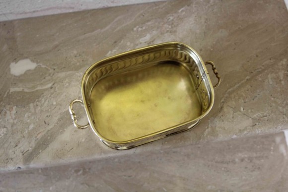 Очень симпатичное антикварное кашпо из латуни.Европа. Начало 20 века