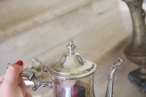 Старинный никелированый кофейник