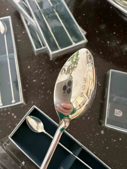 Серебряные коктейльные ложки и вилки для лимона.