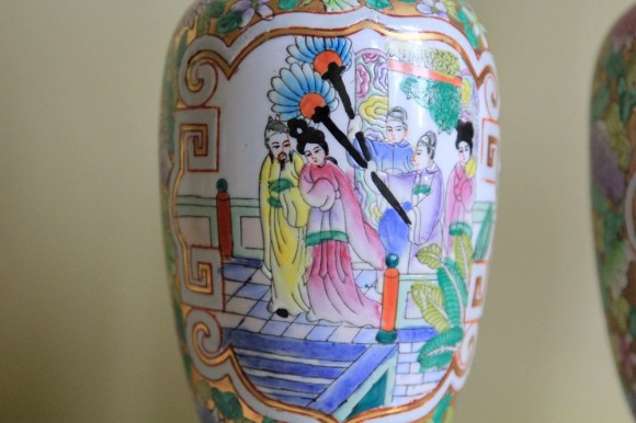 Антикварные фарфоровые вазы роспись. Япония. Начало 20 века