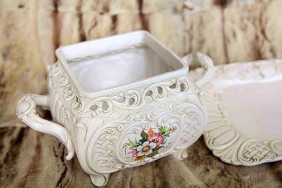 Изящная квадратная супница BASSANO