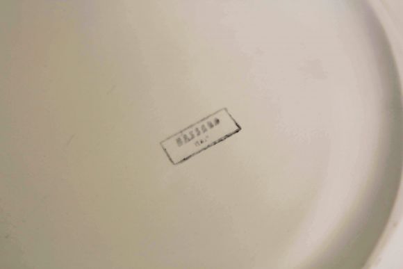 Изящная квадратная супница BASSANO