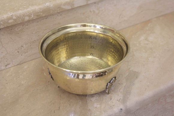 Интересное винтажное кашпо на ножках. Европа. Начало 20 века