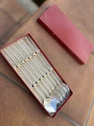 Посеребренные европейские длинные ложечки. Винтаж