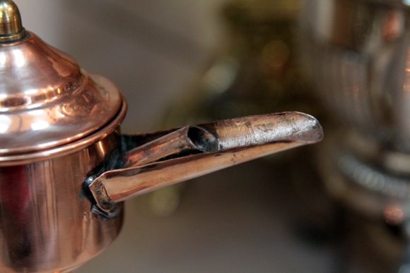 Медная антикварная масленка после реставрации. Европа