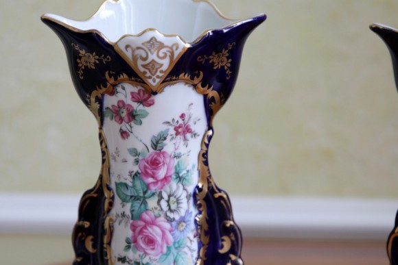 Пара старинных вазочек из Кобальта. Европа. Середина 20 века